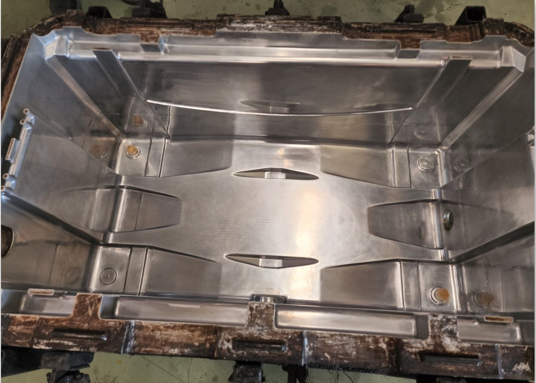 Rotomolded vs Injection Molded Coolers: Which is Better?