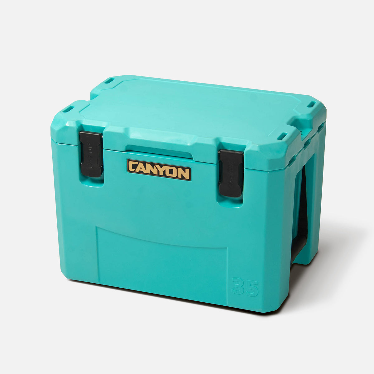 Outfitter 35qt V2 Cooler Havasu Blue Weekend X35HB_Perspective_Closed